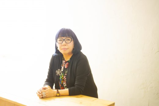 山田詠美 デビュー40周年記念作『三頭の蝶の道』10月16日発売 ――「女流作家」がいた時代の文壇を満を持して描く、2年ぶりの長編小説! 刊行記念イベントを全国3都市で開催決定!
